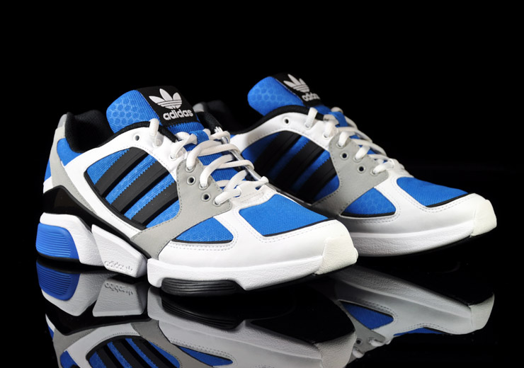 Acheter des produits en ligne Noir, Rouge adidas torsion ancien modele Woven Baskets - plumebleue.fr